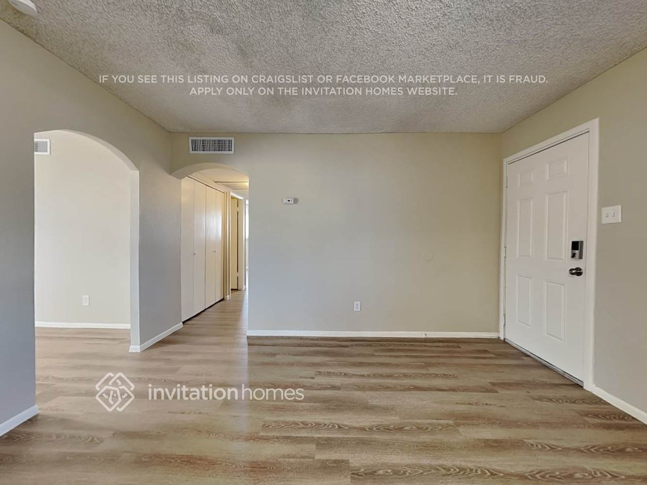 4603 W Luke Ave - Photo 4 of 17