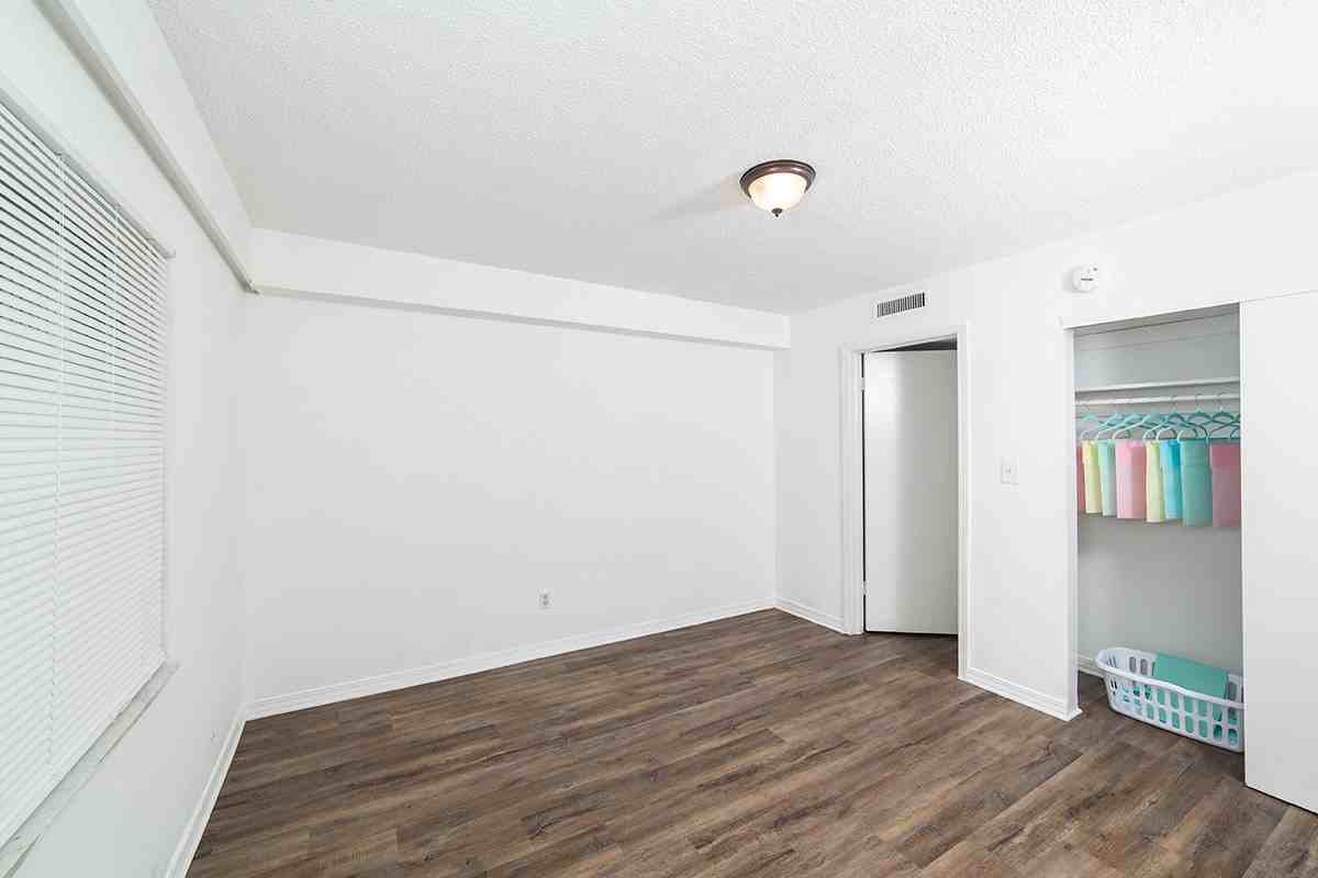 13725 SUSAN KAY DRIVE17-B #17B - Photo 3 of 3