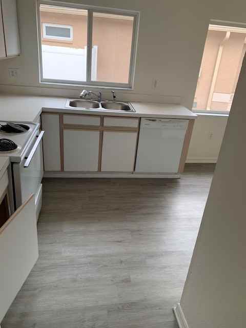 3138 Summer House Dr #1 - Photo 3 of 7