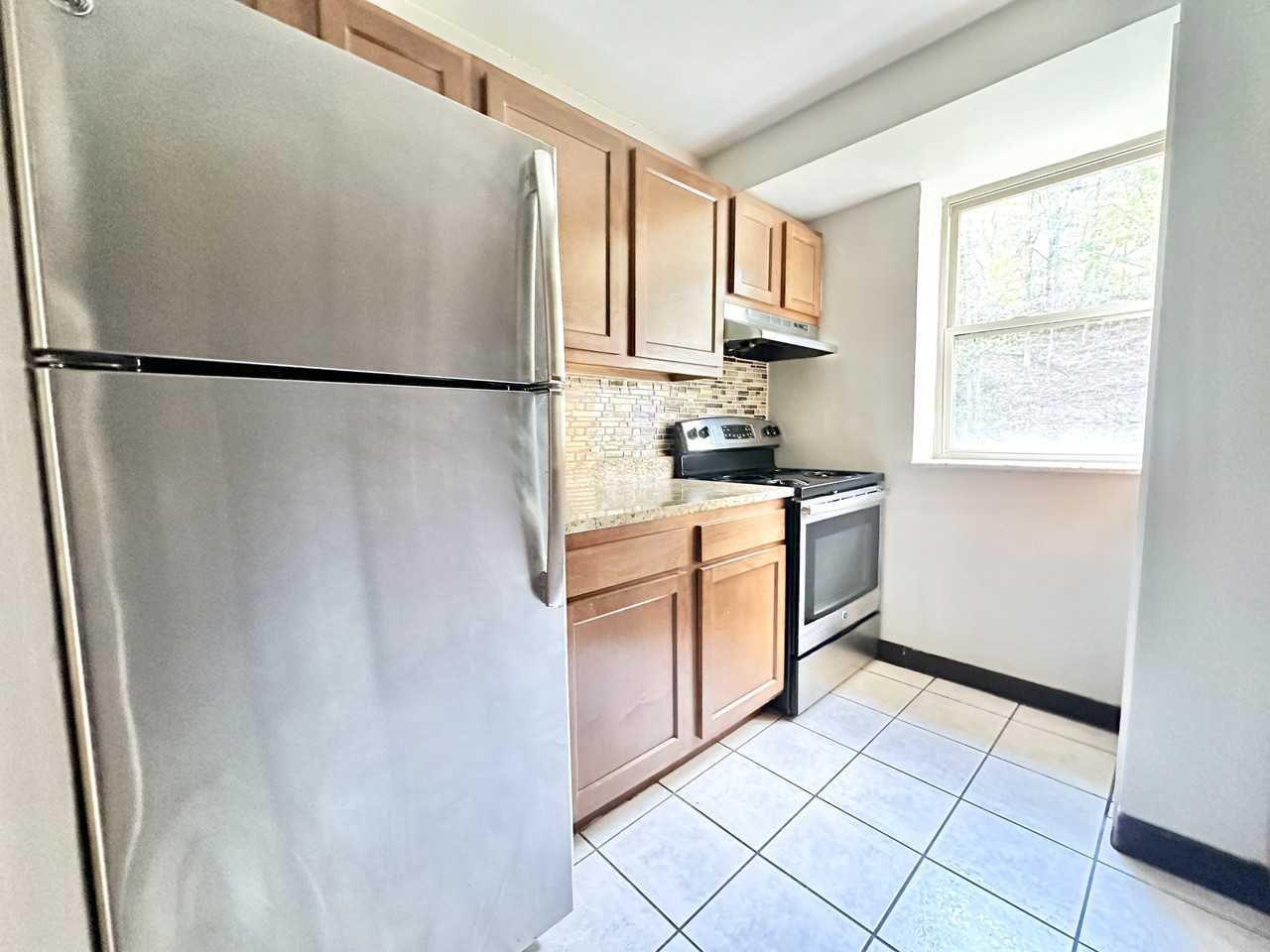 411D Mcknight Cir #D411 - Photo 4 of 12