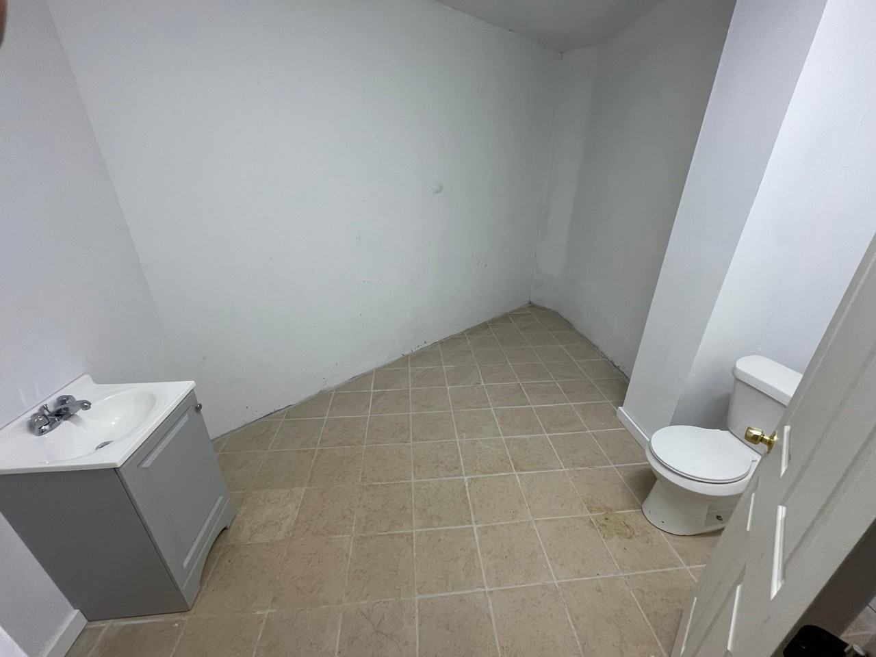 3325 3325 Michigan AvenueRetail #3325RETAIL - Photo 2 of 6