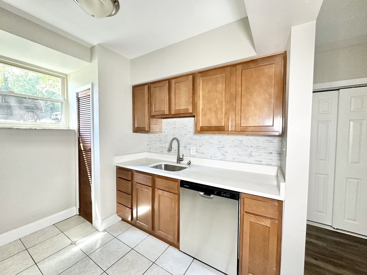 206B Mcknight Cir #B206 - Photo 7 of 14