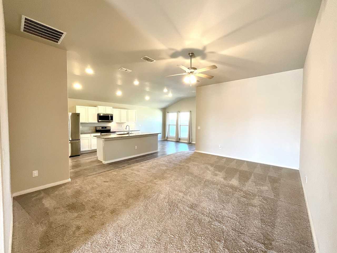 7526 31st Pl - Photo 2 of 10