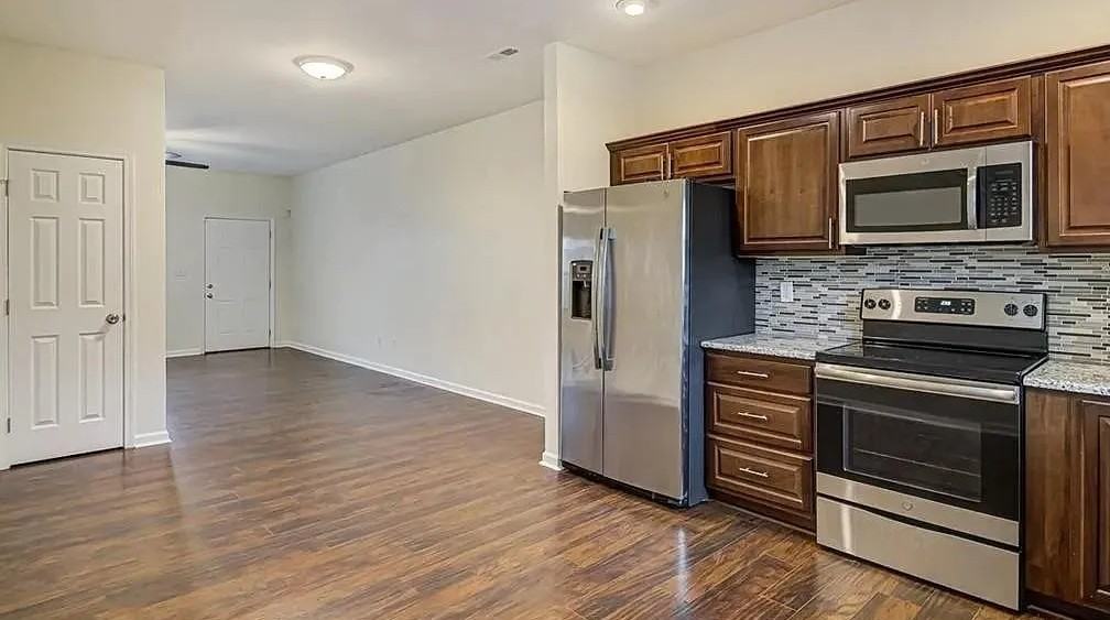 119 Summerland Dr #0 - Photo 2 of 9