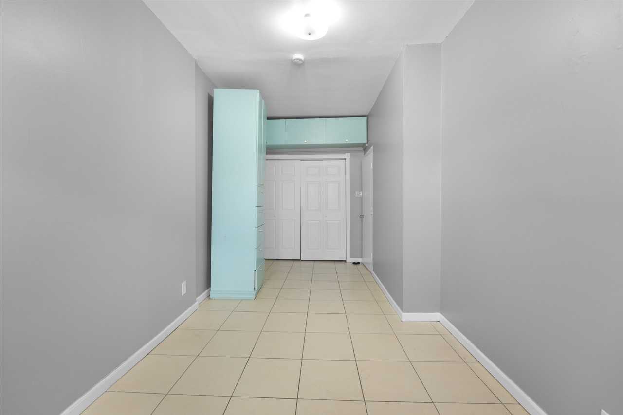 6113 Washington St #3 - Photo 3 of 7