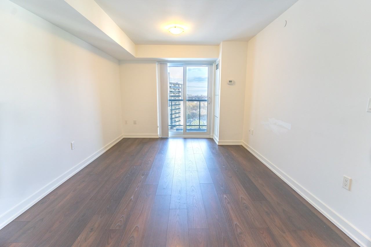 1346 Danforth Rd #1302 - Photo 5 of 11