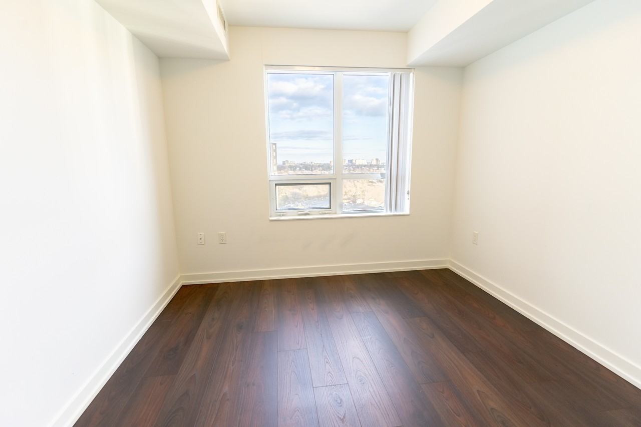 1346 Danforth Rd #1302 - Photo 6 of 11