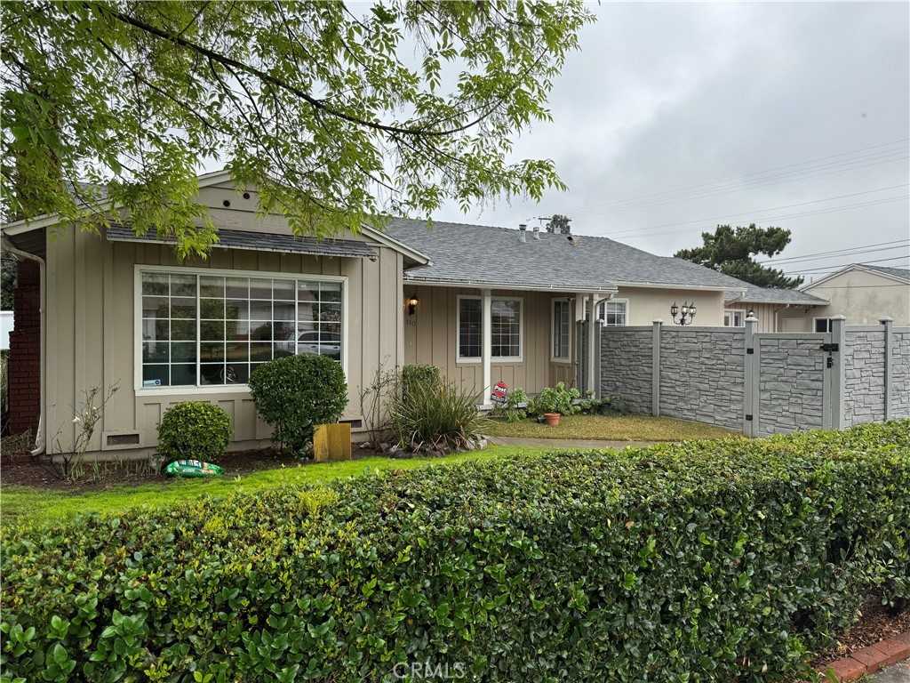 110 Santa Ynez Dr - Photo 3 of 44