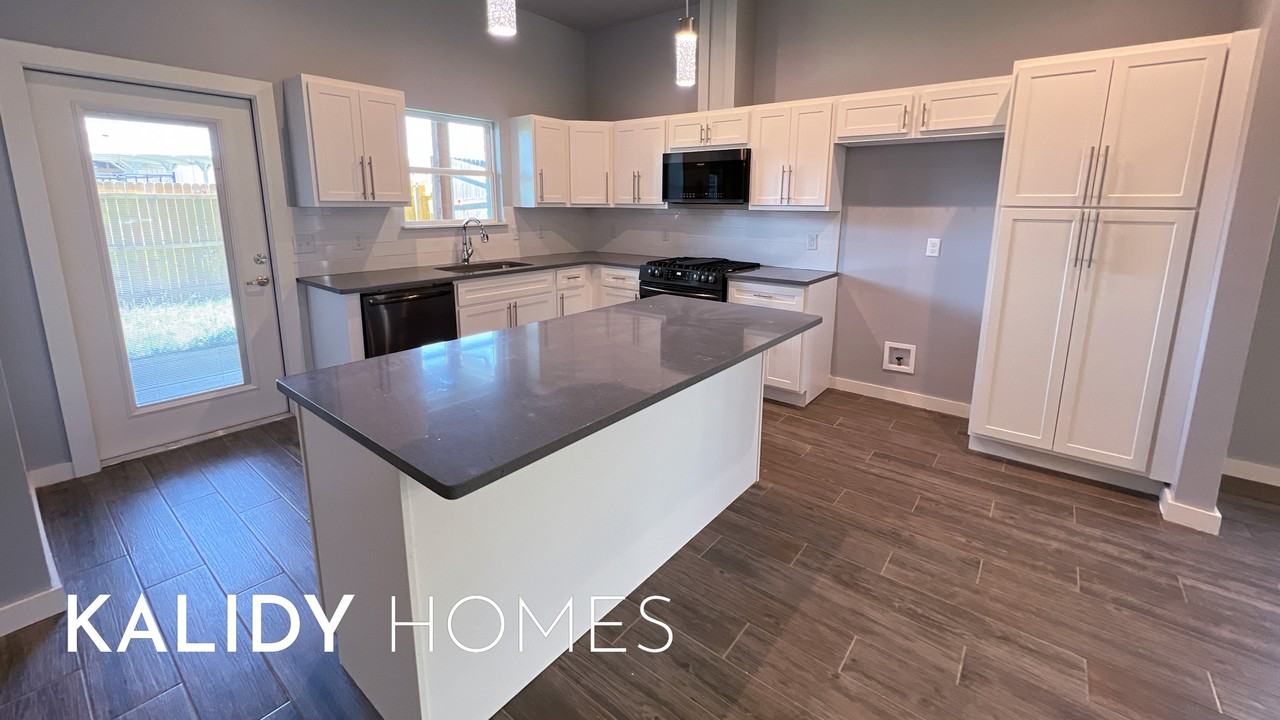 605 Remington Ave #1 - Photo 6 of 26