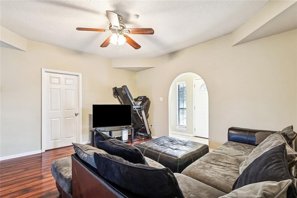 42268 Will E Wright Jr Dr - Photo 4 of 16