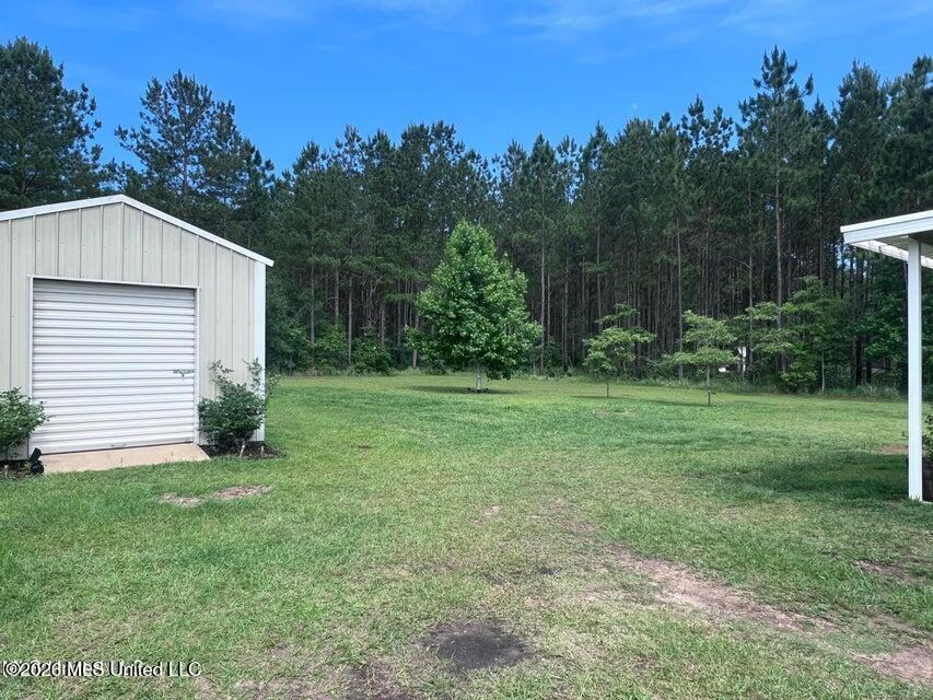 261 Gordon Rd - Photo 4 of 12