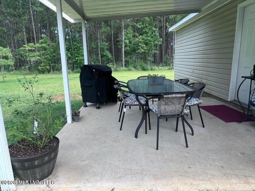 261 Gordon Rd - Photo 5 of 12