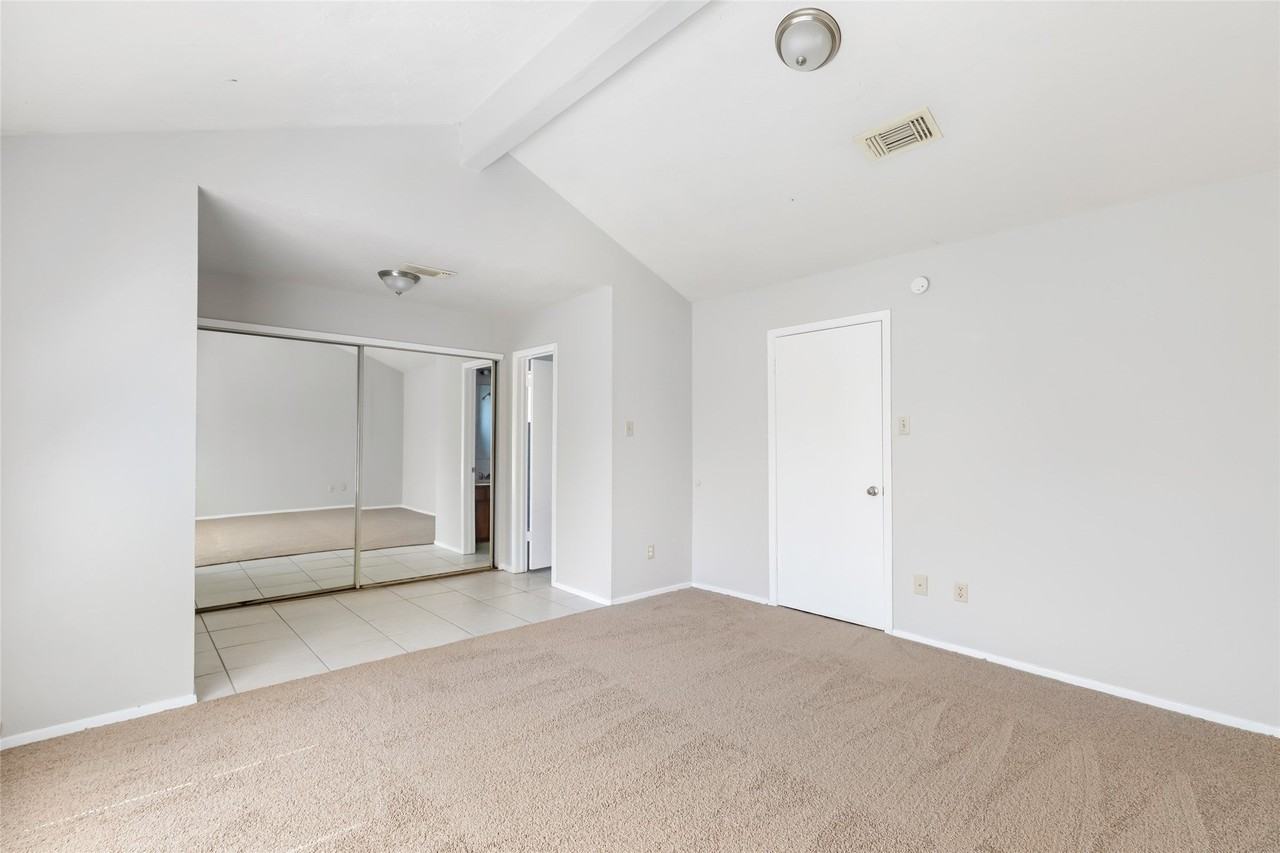 7310 Maple Walk Dr - Photo 7 of 13