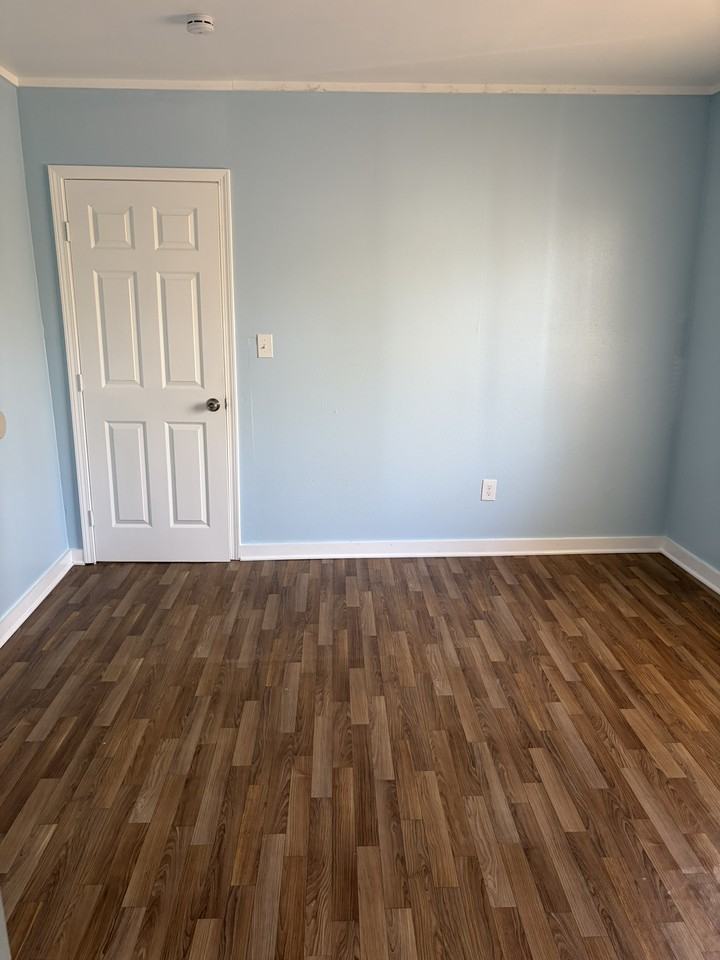 3155 Shirley Dr - Photo 6 of 10