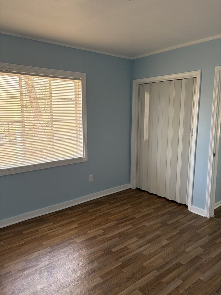 3155 Shirley Dr - Photo 7 of 10