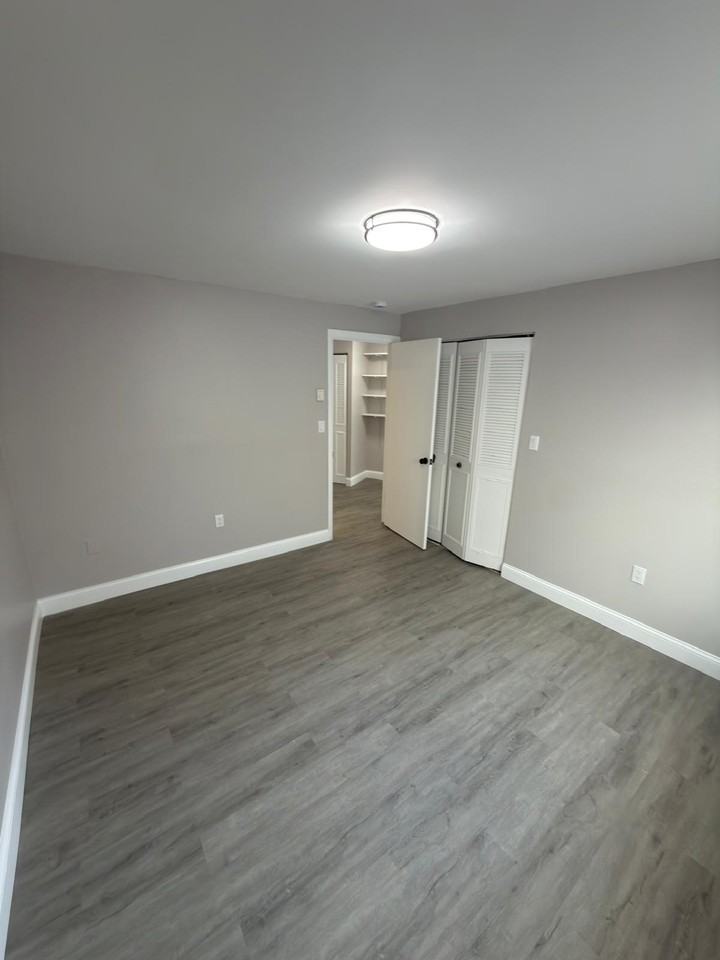 10 Dongary Rd #10-3 - Photo 7 of 12