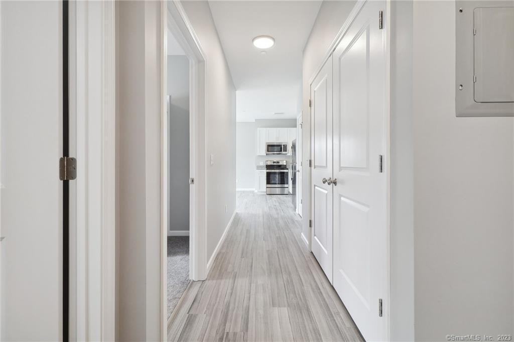 10 Steele Blvd - Photo 2 of 20