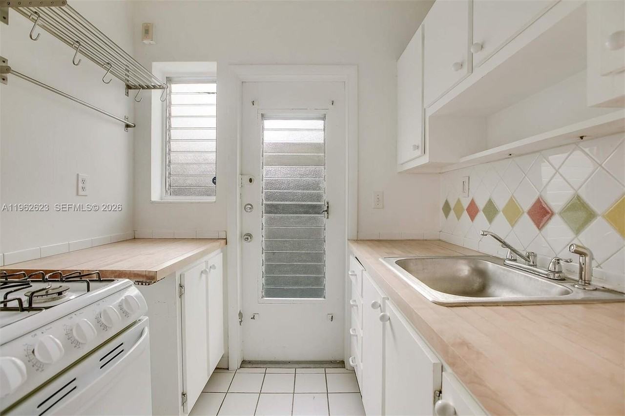 835 Meridian Ave #3 - Photo 6 of 20