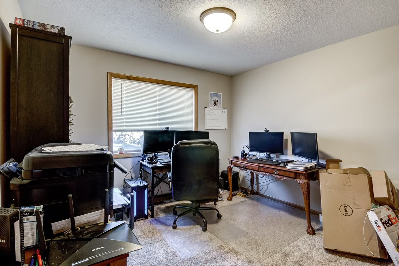 1909 Southridge Ave #2 - Photo 7 of 12