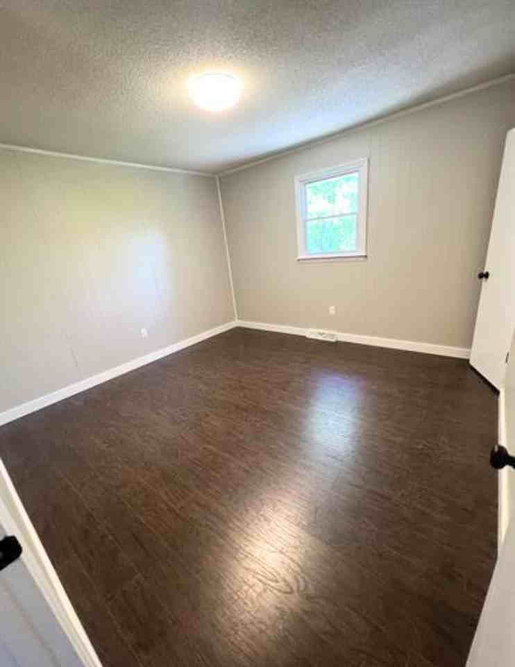 175 Bell Court Dr #7 - Photo 5 of 7