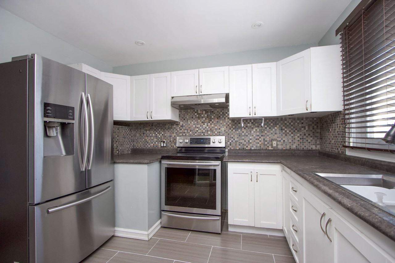 94 Emperor St #MAIN - Photo 7 of 21