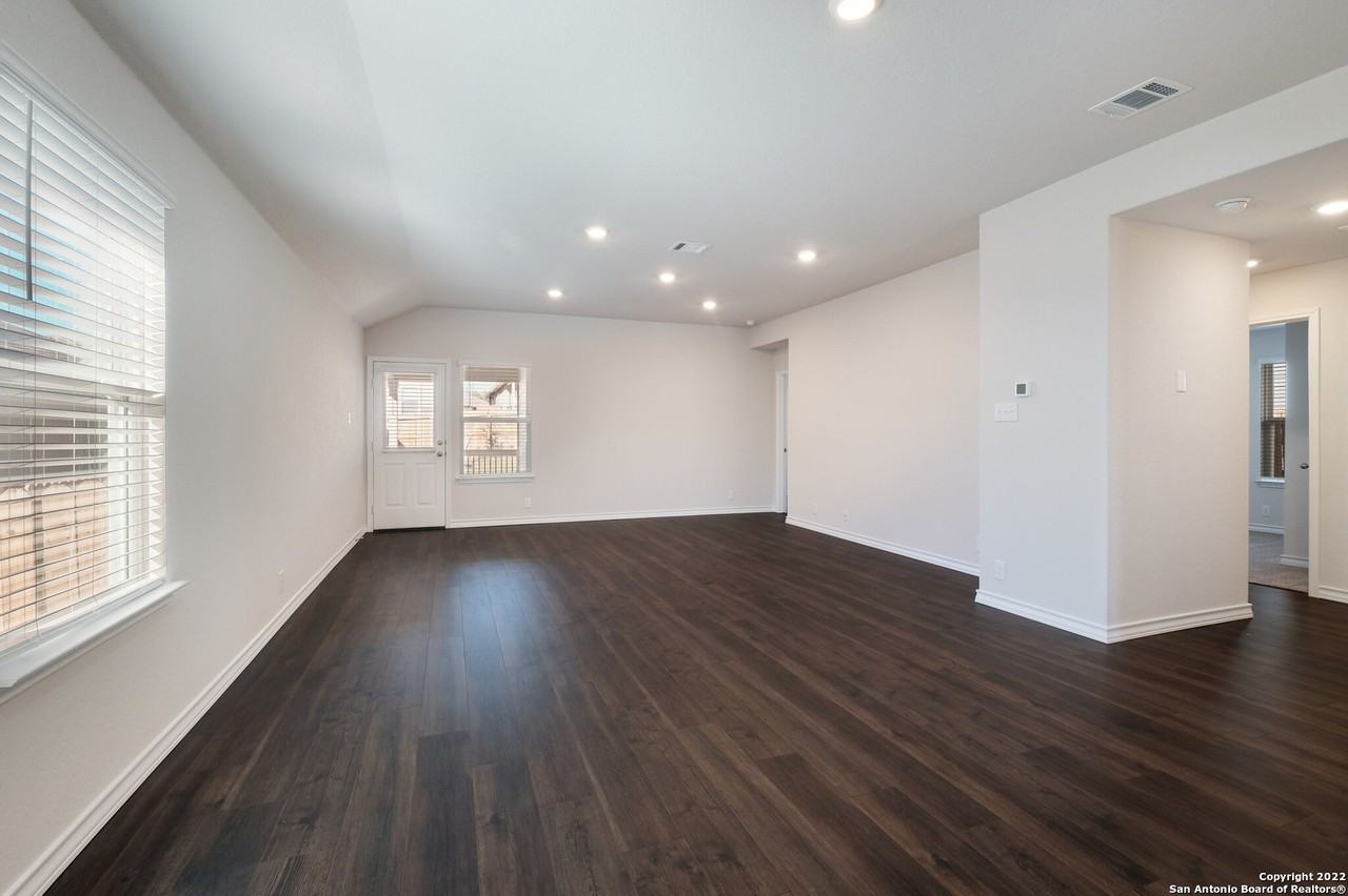 Chase Fls #1 - Photo 5 of 17