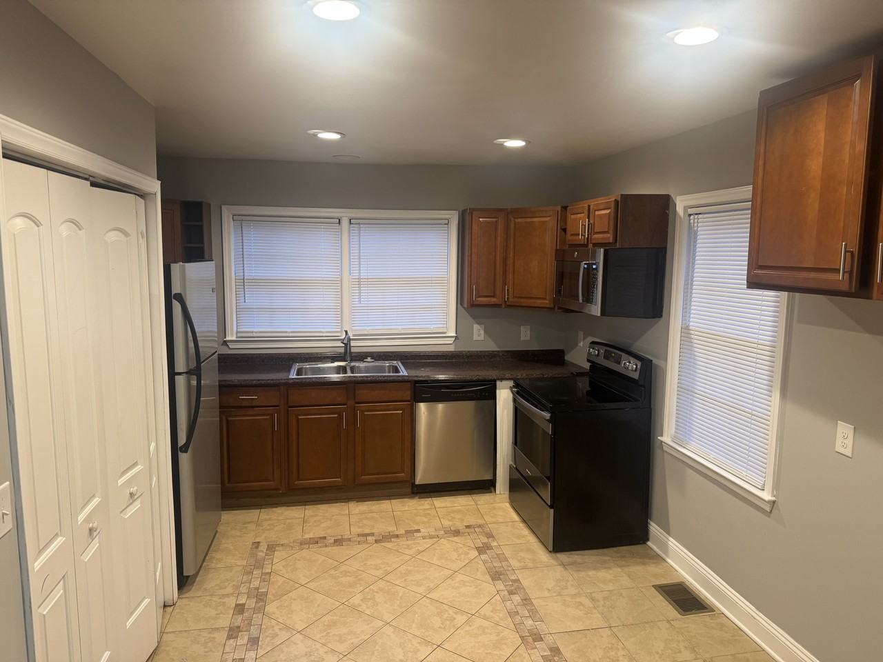 401 Keswick Ave #1 - Photo 3 of 3