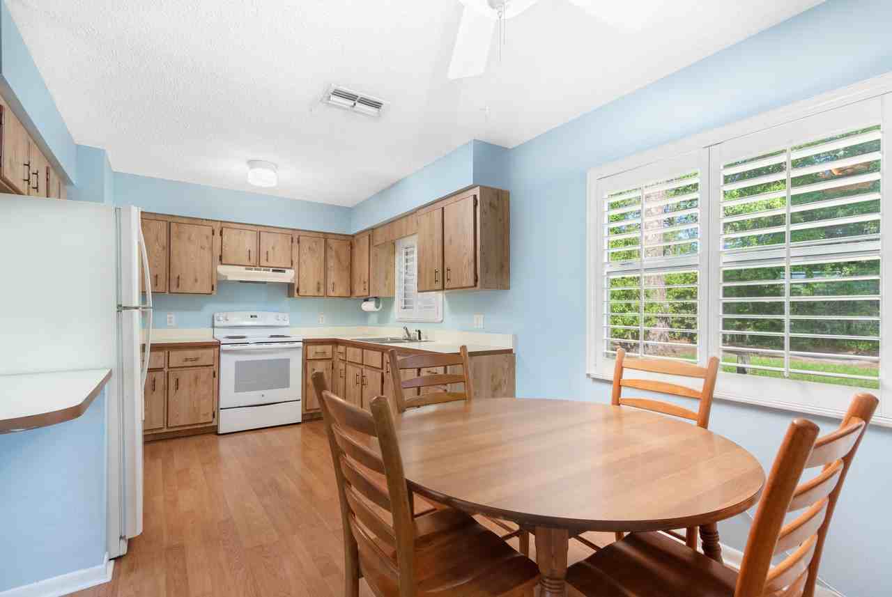 13922 Se 124th St #1 - Photo 5 of 25