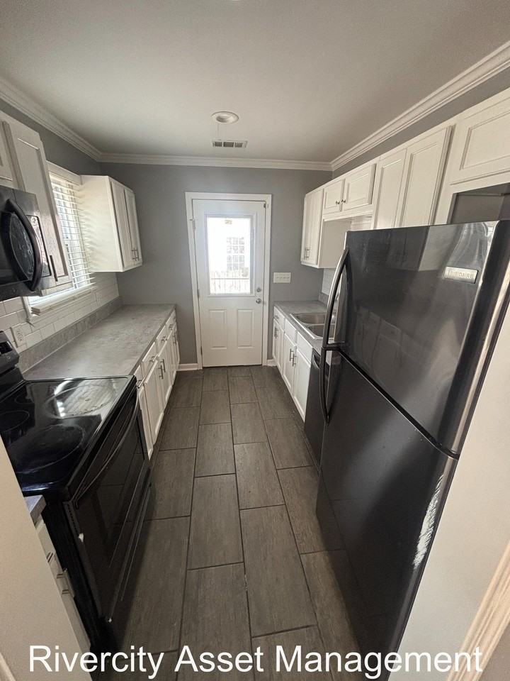 3821 Wilshire Rd #1 - Photo 5 of 13