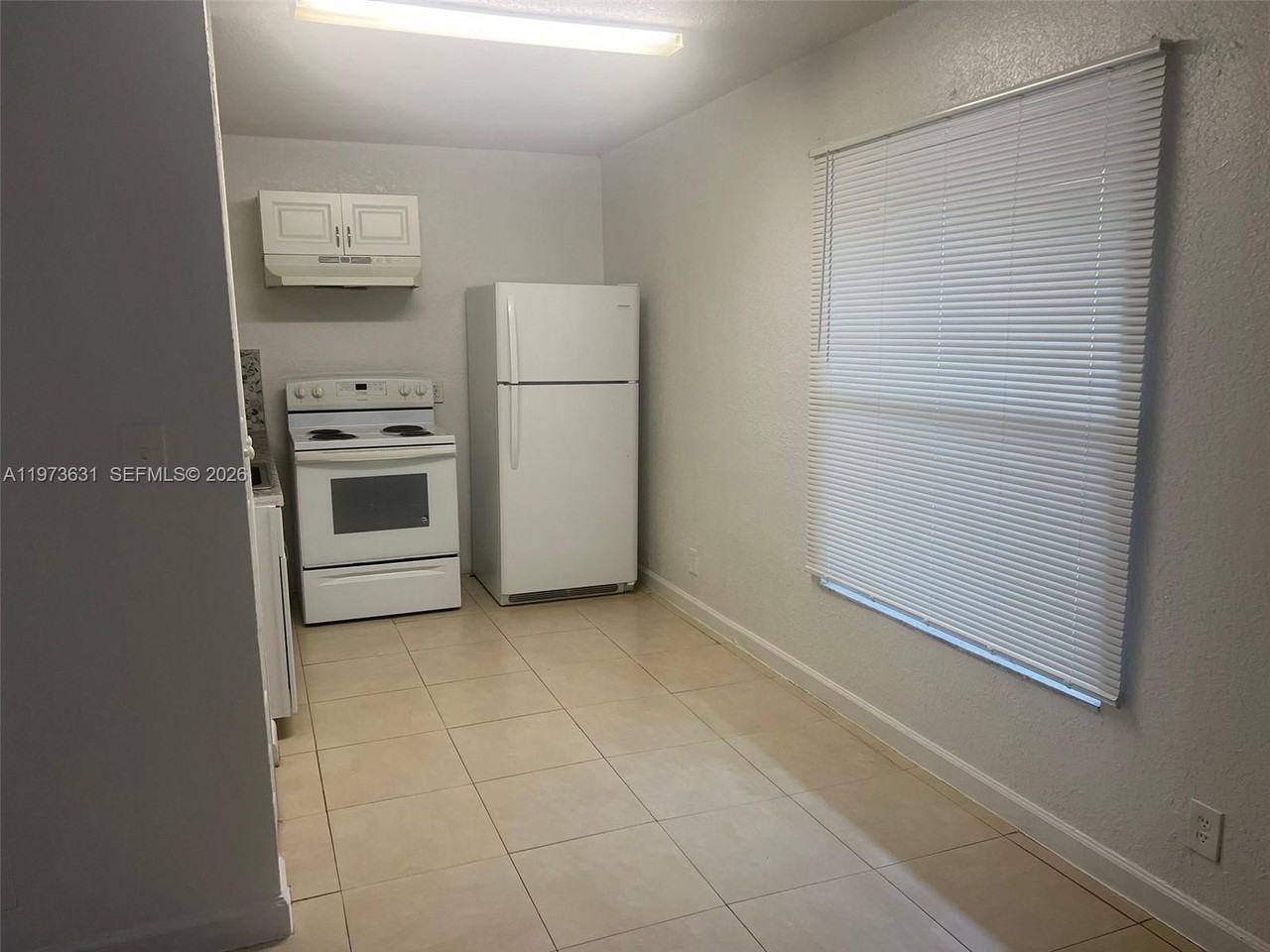 921 Nw 2nd Ave #2 - Photo 5 of 30