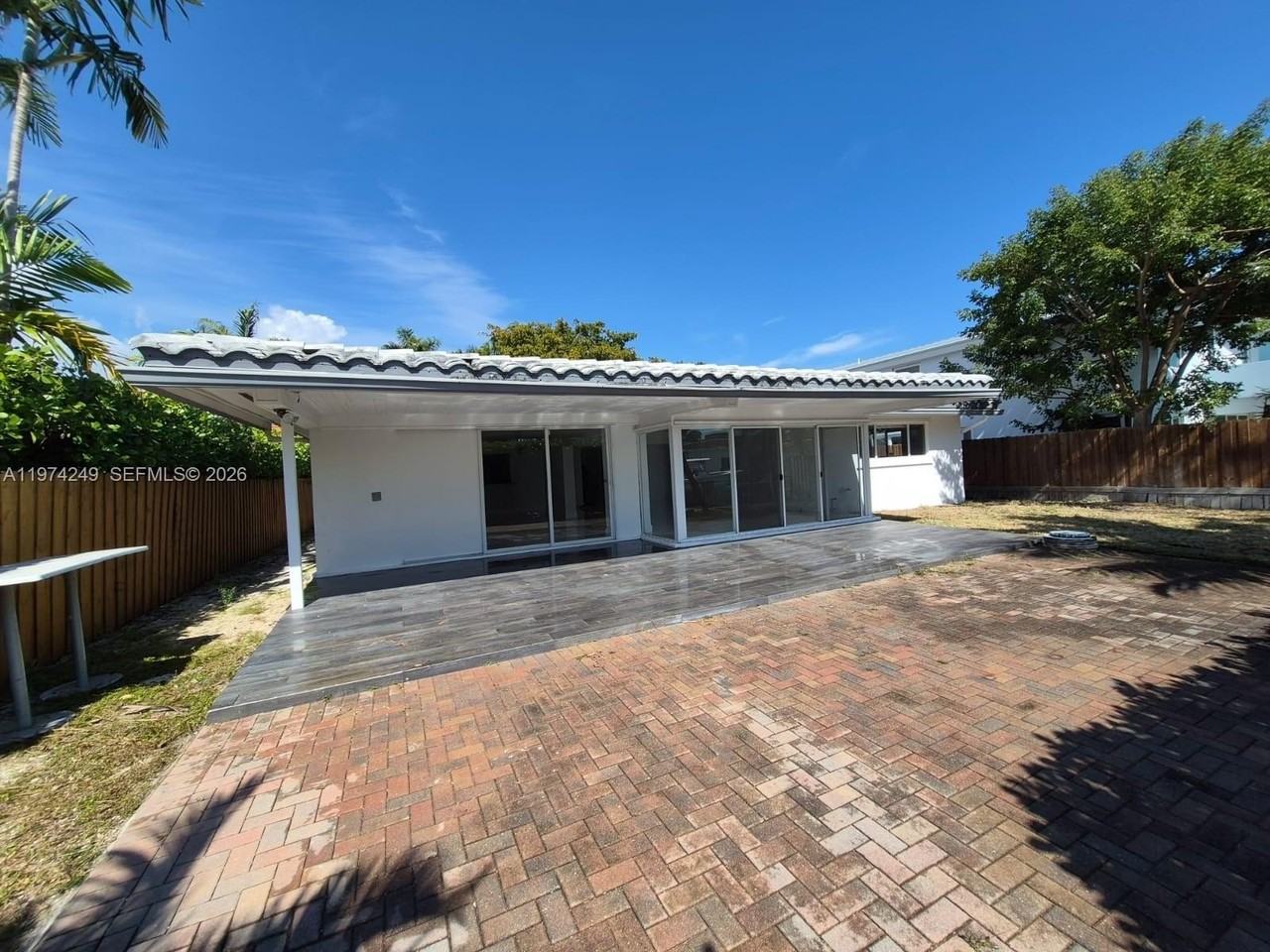 1240 Ne 83rd St #1240 - Photo 2 of 7