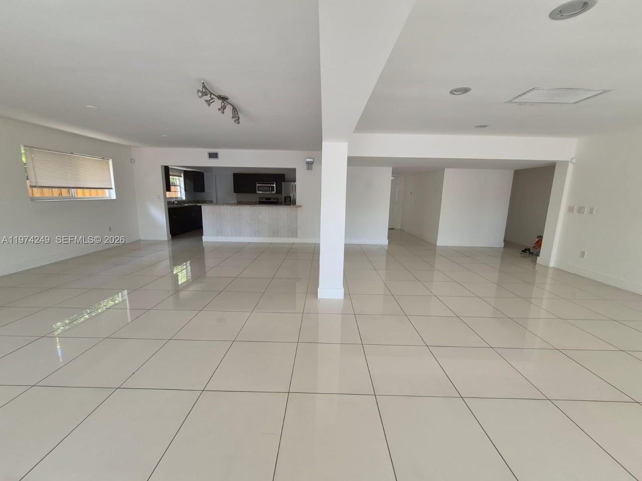 1240 Ne 83rd St #1240 - Photo 6 of 7