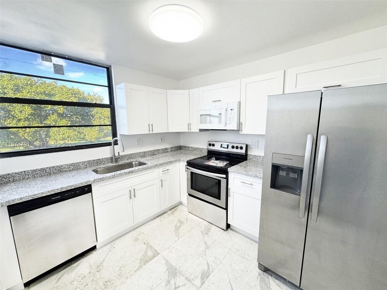 1746 Nw 55th Ave #203