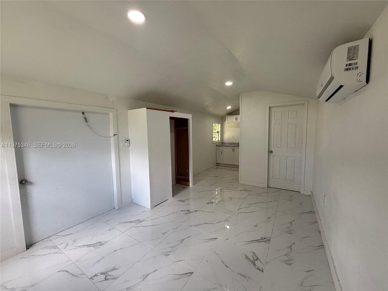 1960 Nw 104th St #REAR - Photo 3 of 8