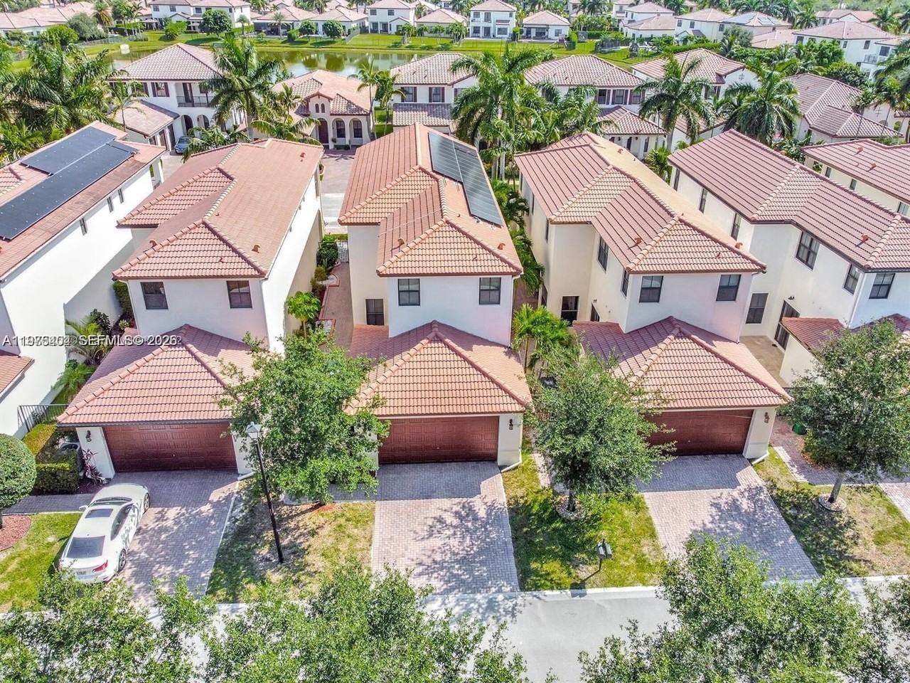 8354 Nw 39th Ct #8354 - Photo 7 of 50