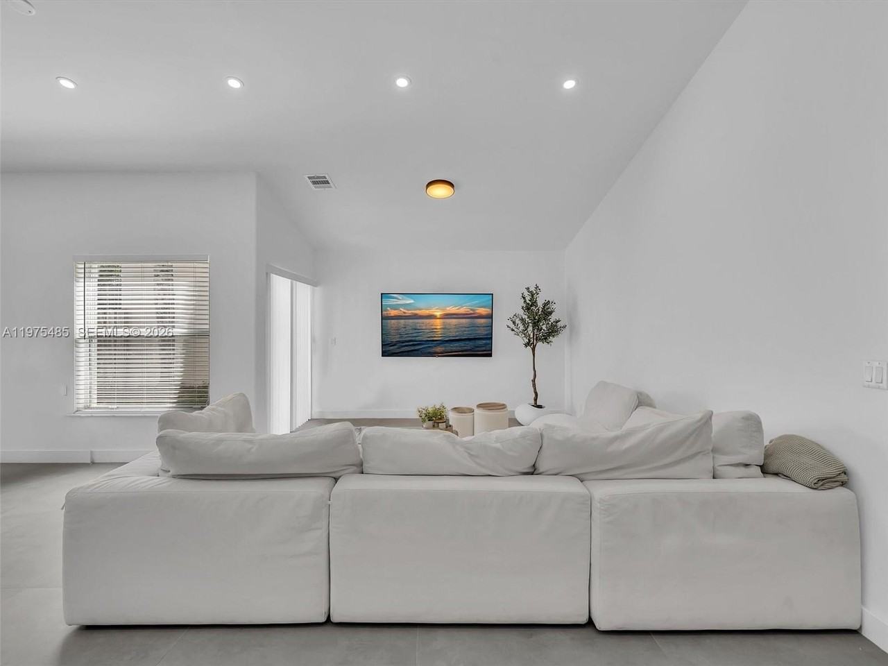 4962 Sw 32nd Way - Photo 3 of 50