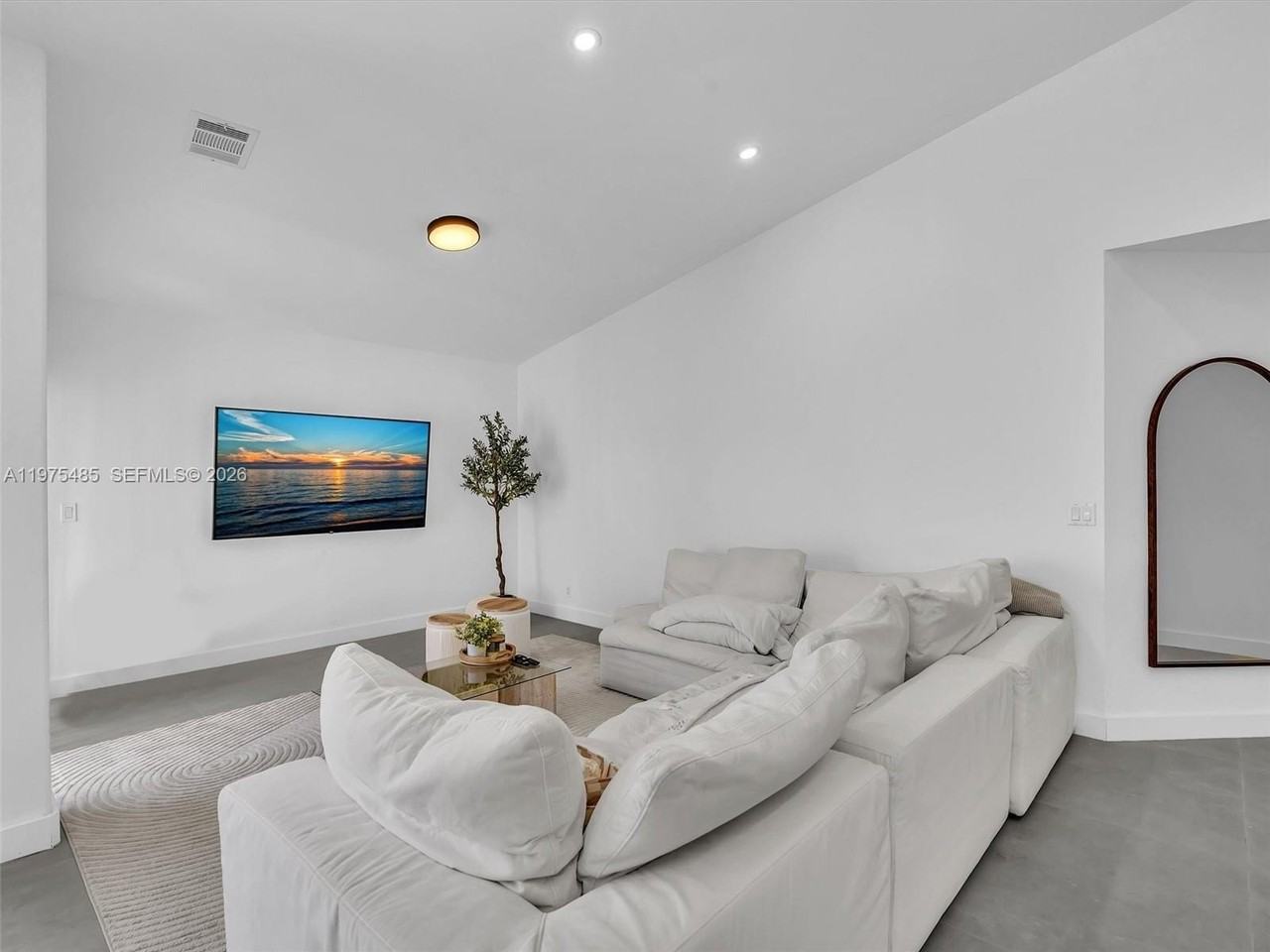 4962 Sw 32nd Way - Photo 5 of 50