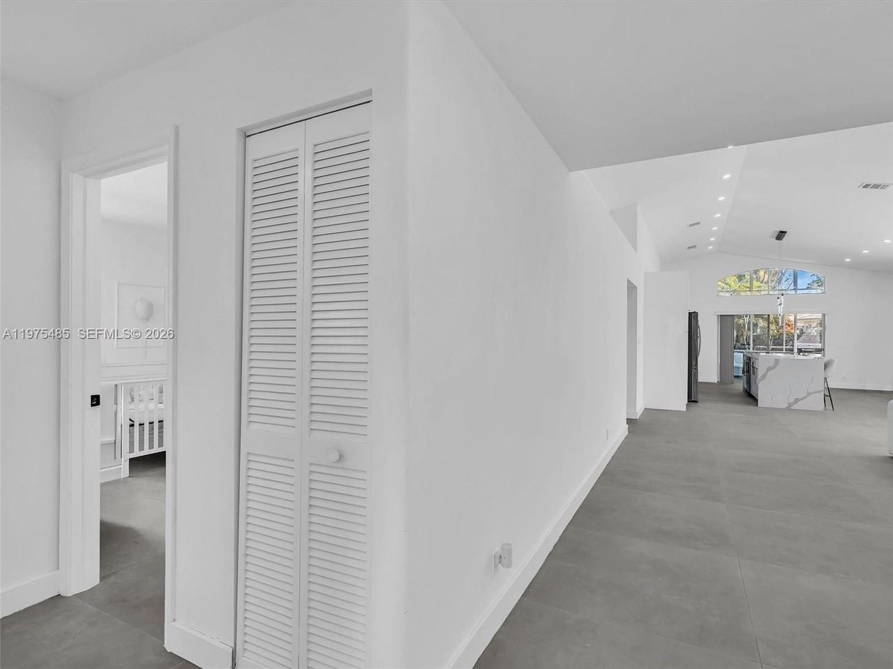 4962 Sw 32nd Way - Photo 7 of 50