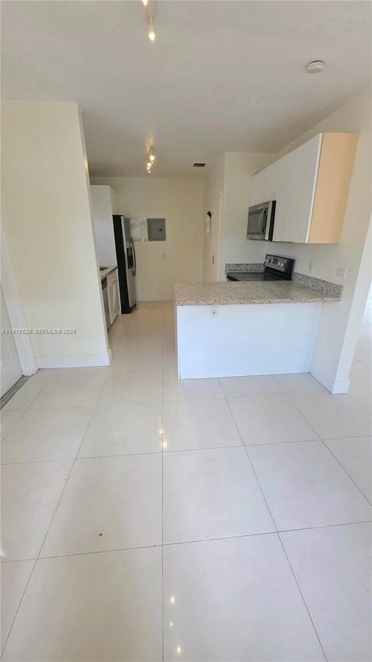 5715 Nw 6th Ave #0 - Photo 5 of 50