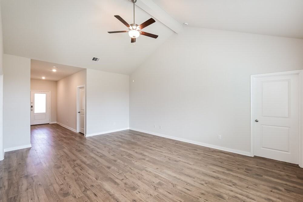 428 Mustang Trot Dr - Photo 5 of 19