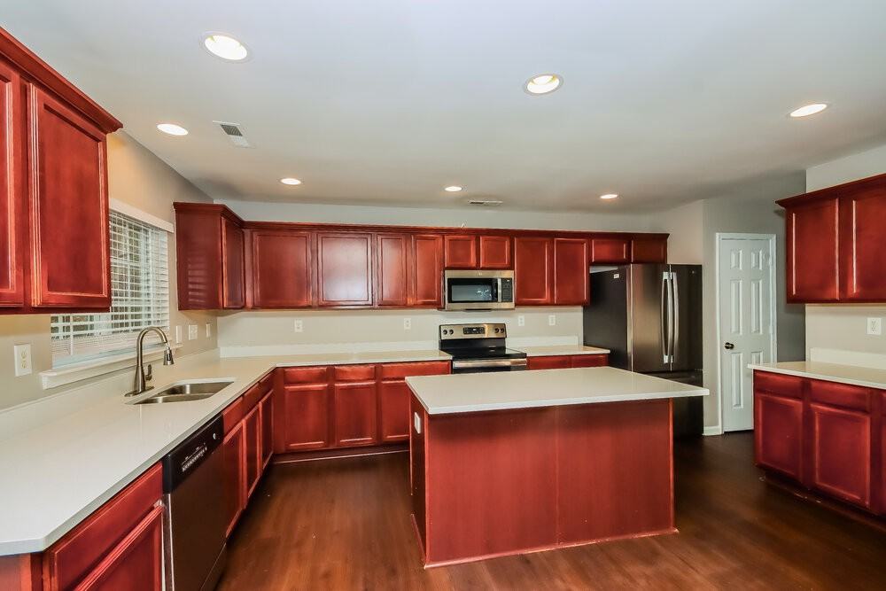 2712 Markham Woods Ct - Photo 7 of 20