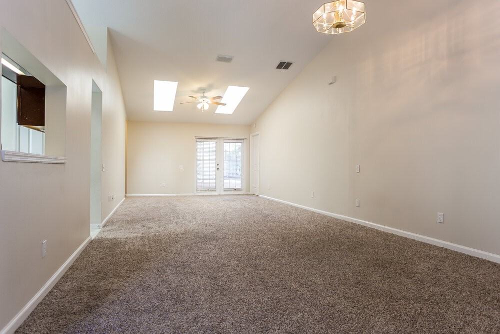 354 Hanging Moss Cir - Photo 4 of 18