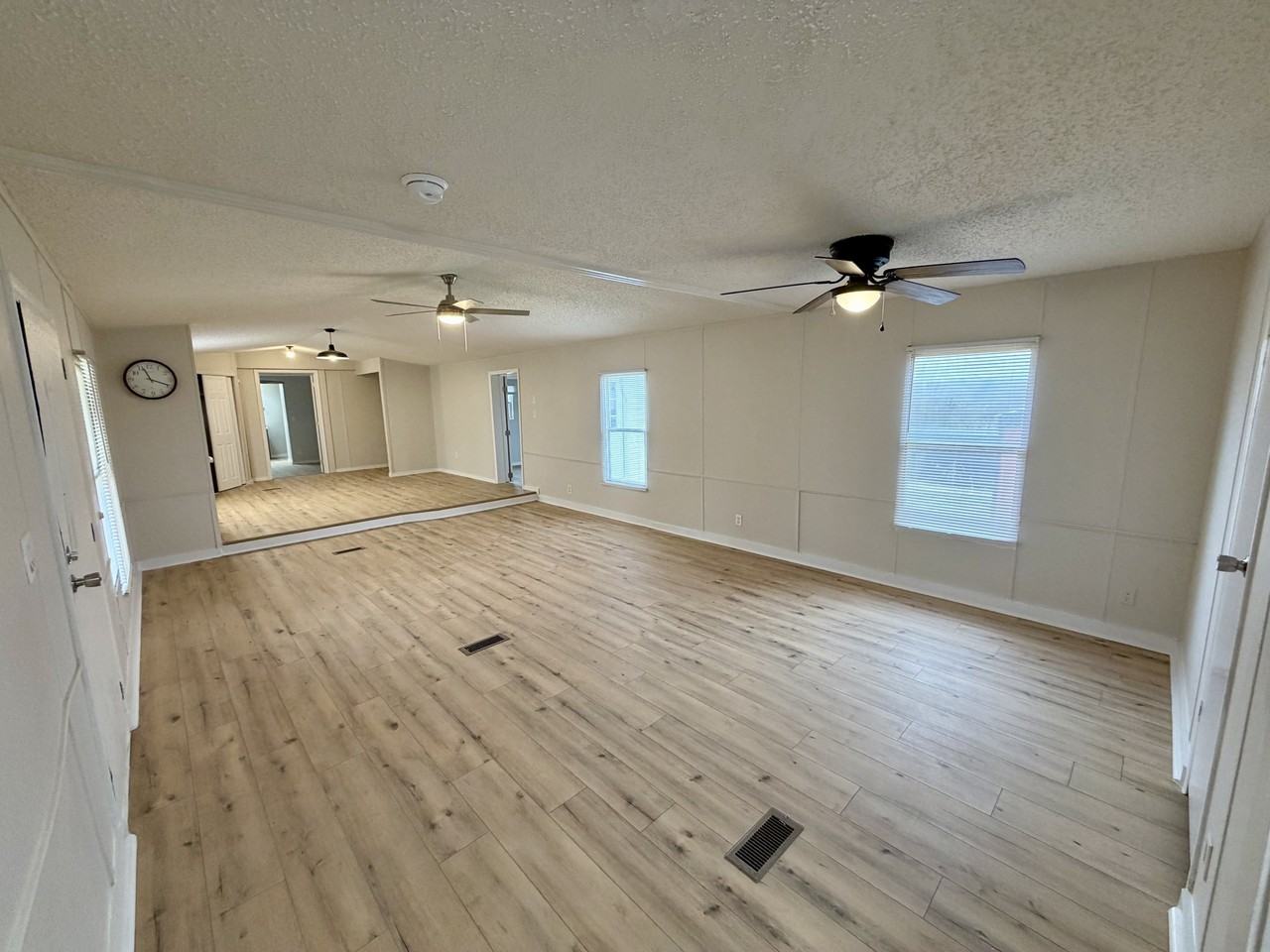 489 Cumberland Dr #1 - Photo 3 of 12