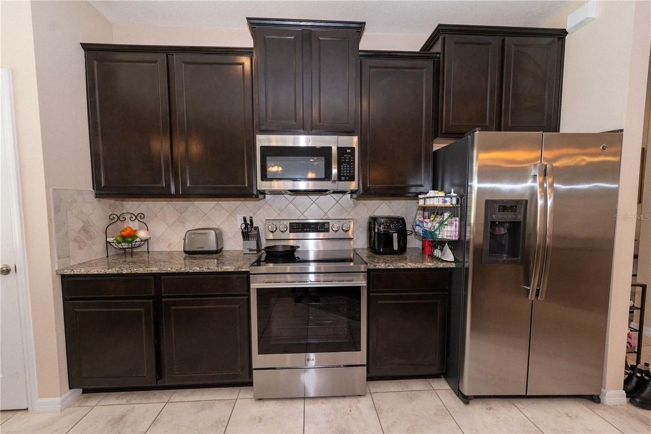 3207 Oriole Dr #104 - Photo 7 of 28