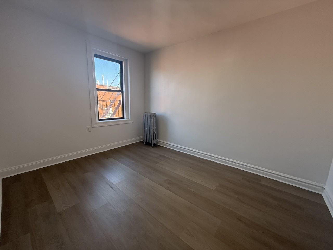 E 198th St - Photo 6 of 9