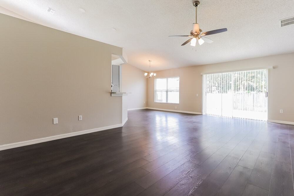 26915 Carmen Pl - Photo 4 of 19