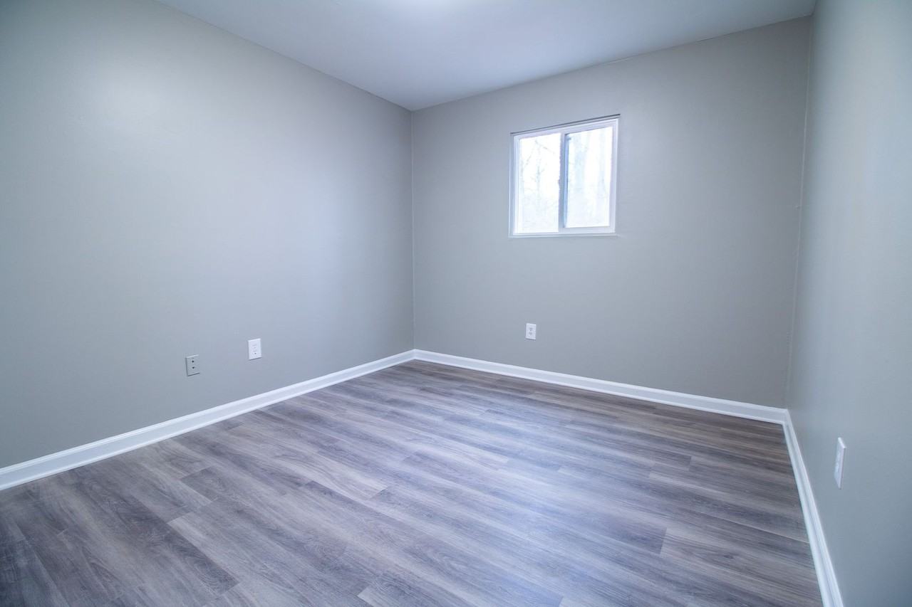 Ridgeview Apartments - Photo 6 of 35