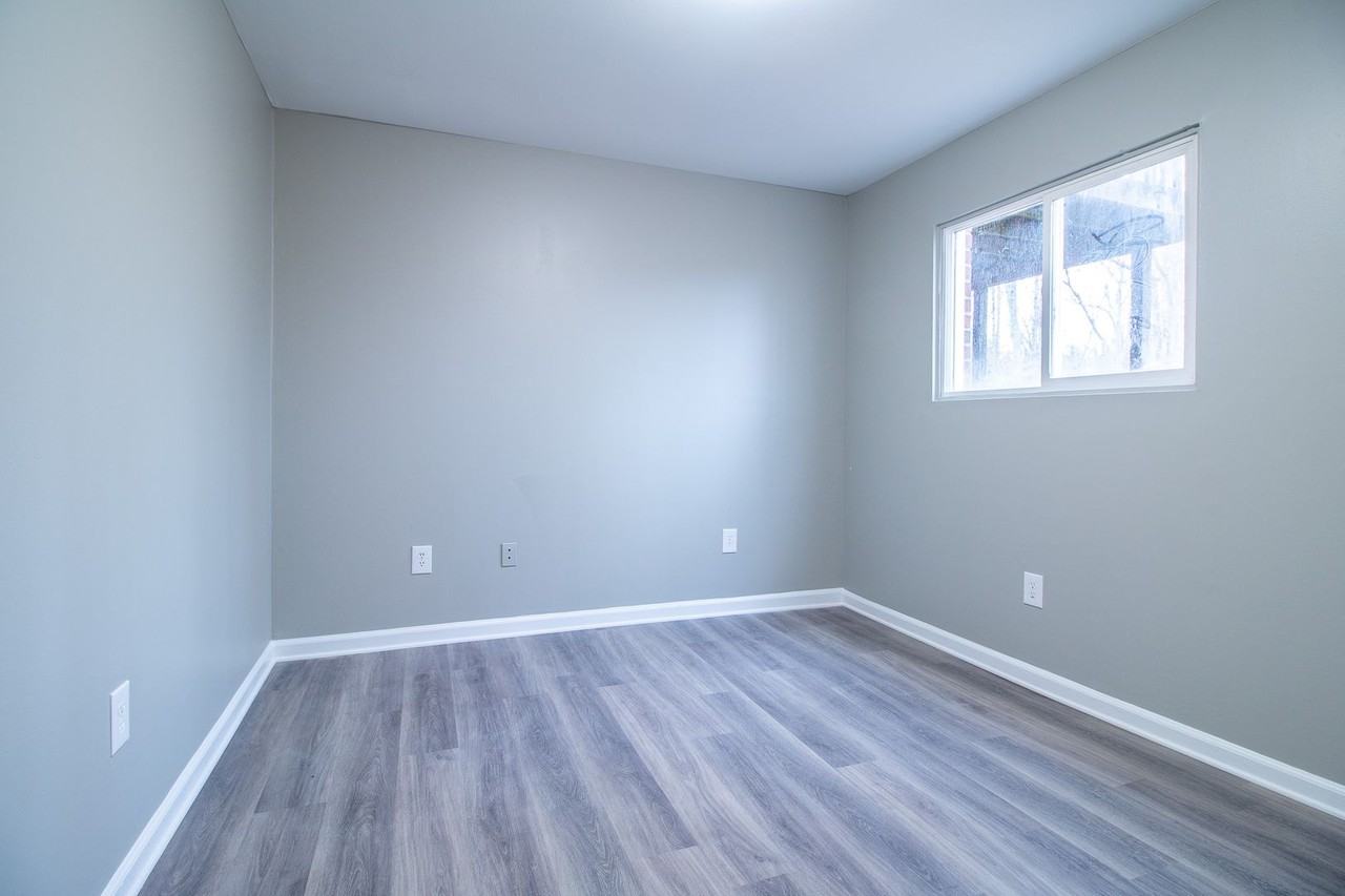 Ridgeview Apartments - Photo 7 of 35