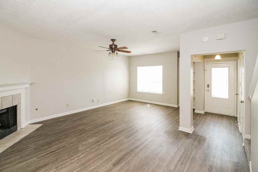 7899 Brady Creek Cv - Photo 7 of 19