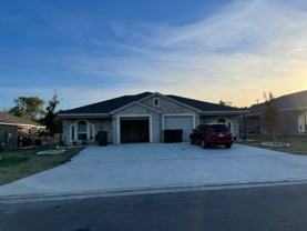 1319 Calle de Bronce duplex - Photo 1 of 1